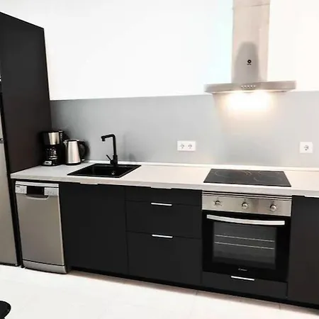 Vacansis Bajo Plus Ultra Apartment